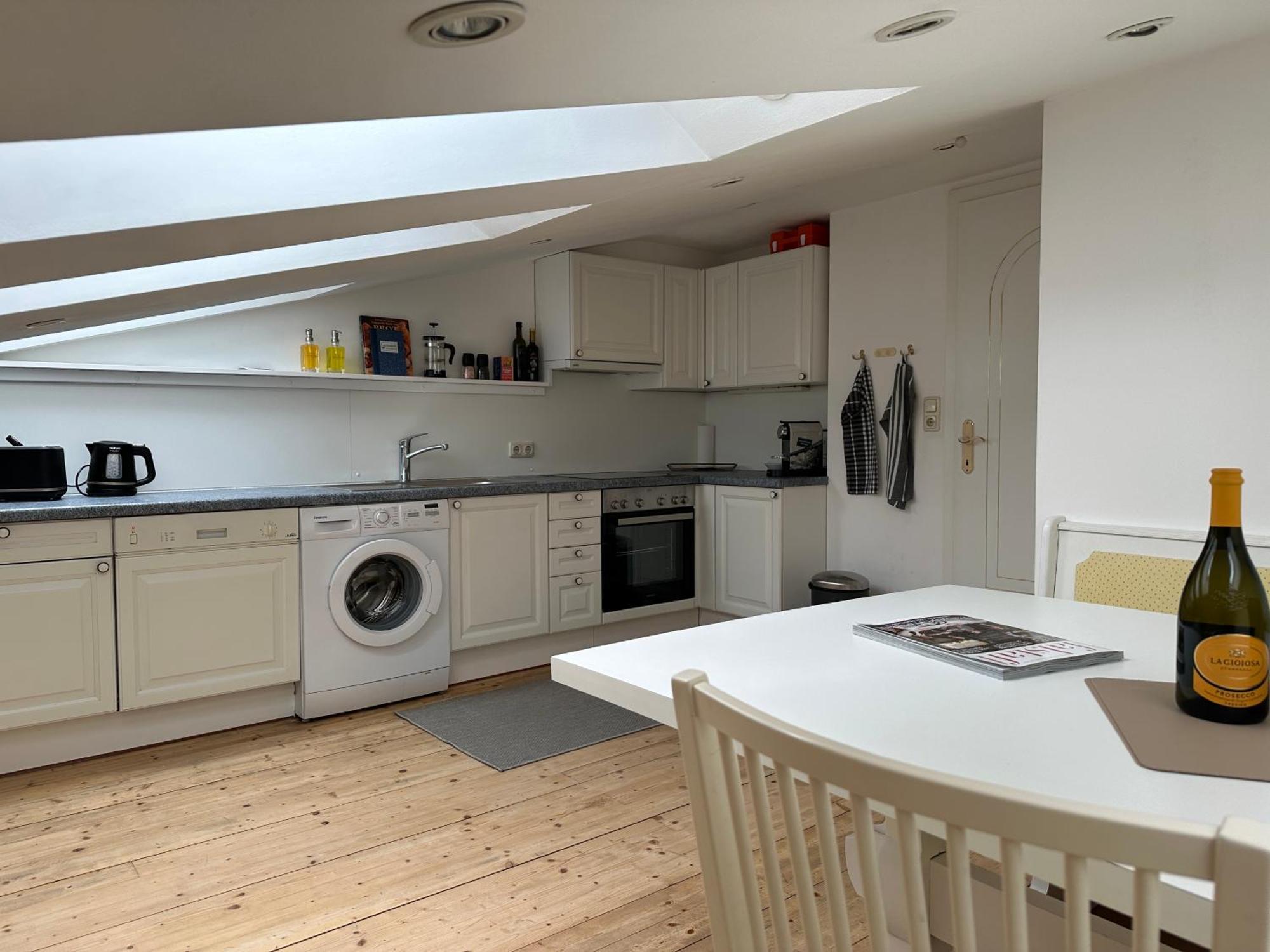 17Er Apartment Mit Sauna Und Privater Garage Мондзее Экстерьер фото